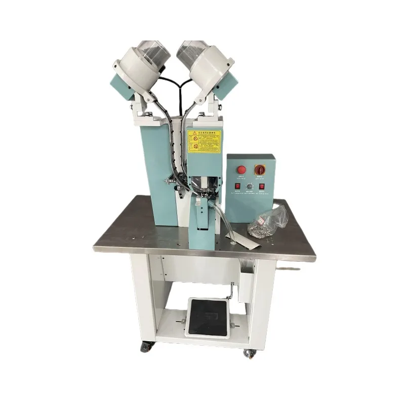 Automatic shoe eye machine, automatic punching 98 type corn machine, upper hitting shoe eye