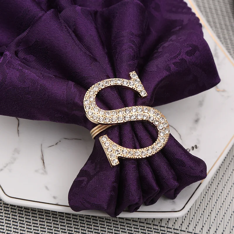 Creative A-Z Alphabet Letter Crystal Napkin Ring Rhinestone Buckle Holders For Wedding Party Festivals Dinner Table Decoration