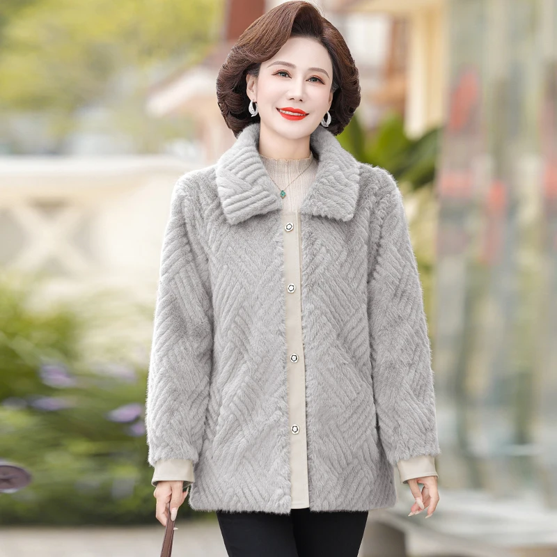 Middle Aged Elderly Women Plus Size Faux fur Coat Winter Cotton Padded Warm Faux Fur Jacket High End Grandma Velvet Fur Overcoat