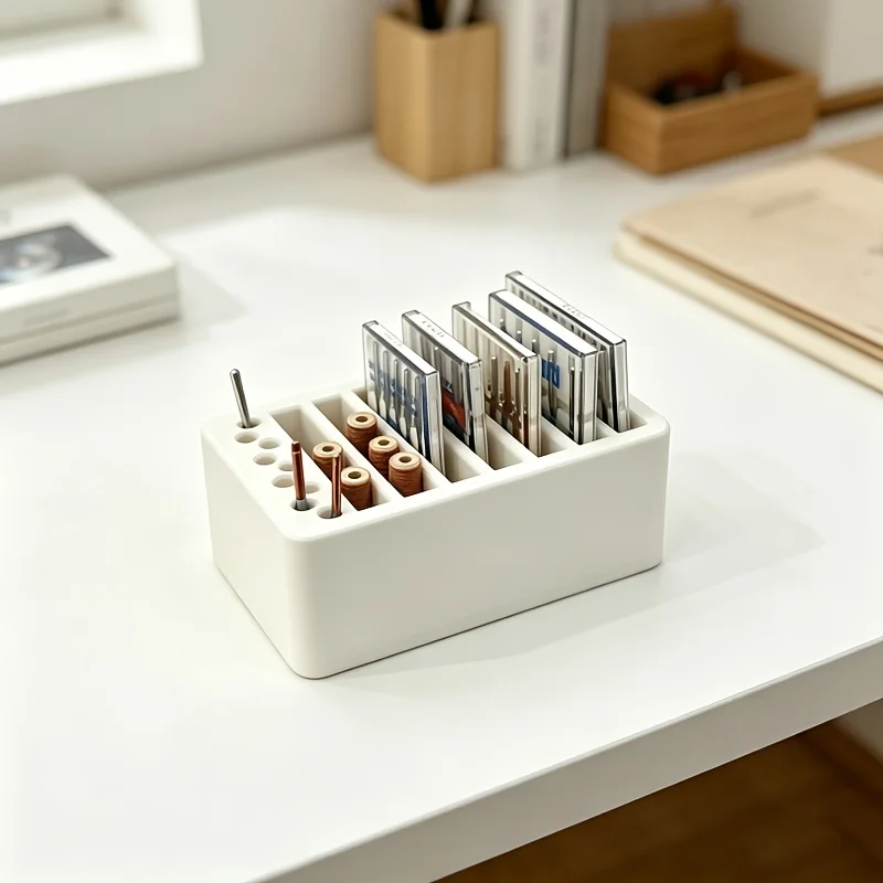1Pc Sewing Needle Case, Single‑Slot Needle Organizer, Holds Needles Up to 40mm, Anti‑Loss Storage Box for Home Sewing Supplies