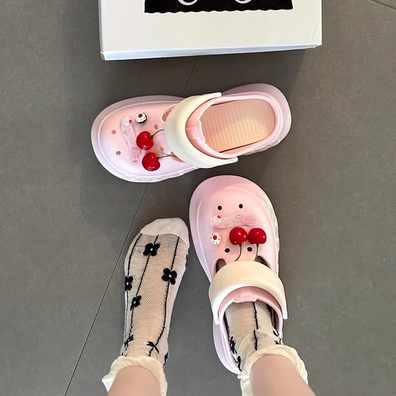 Women's Cherry Decor Clogs Summer New Fashion Versatile Unique Design Non-Slip Thick Sole Closed Toe Slippers for Outdoor Wear view 4