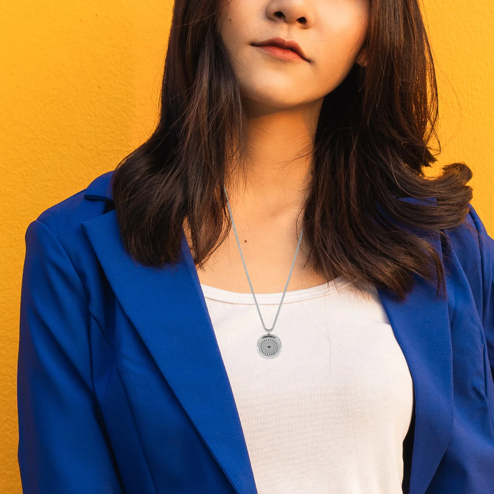 

1Set Heart-Shaped Aromatherapy Necklace Premium Stainless Steel Essential Oil Jewelry Diffuser Pendant for Women