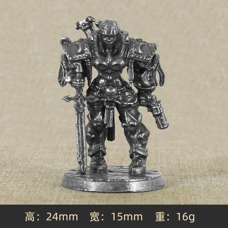 นักผจญภัย Guild ทหารรุ่นสําเร็จรูปผลิตภัณฑ์เกมกระดานชิ้น Miniature เครื่องประดับอุปกรณ์เสริมทหาร Action Figures ของเล่น