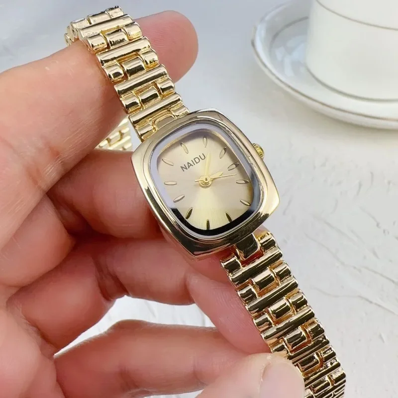 Brand Ladies Watches Hot Sale Gold Watch for Women Stainless Steel Strap Quartz Fashion Simple Retro Luxury Gift Watch Wholesale