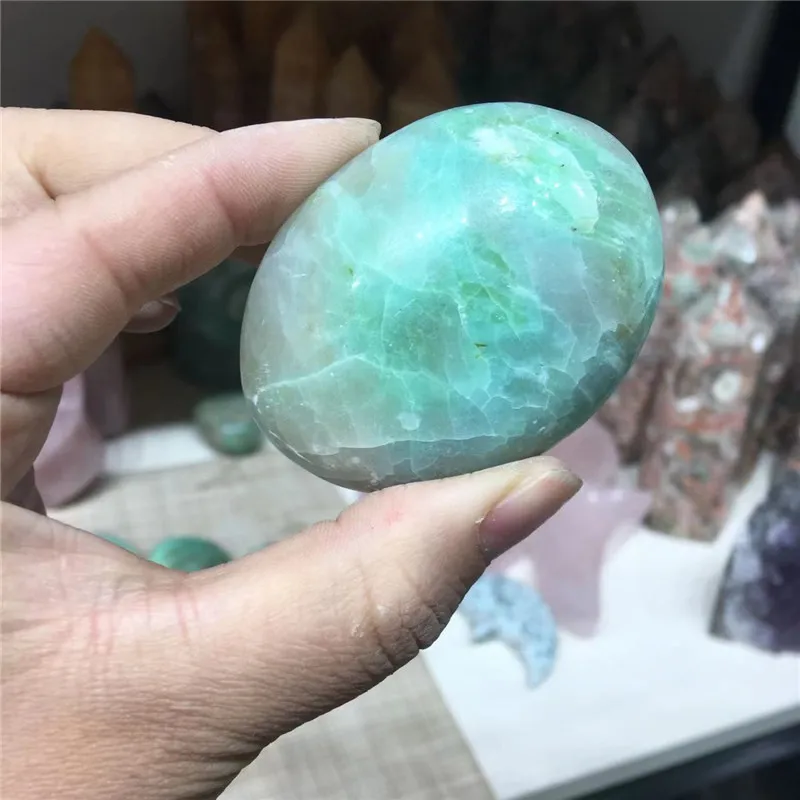 Natural Green Color Moonstone Stone Crystal Palm Stones Plaything Healing Crystals And Home Decoration