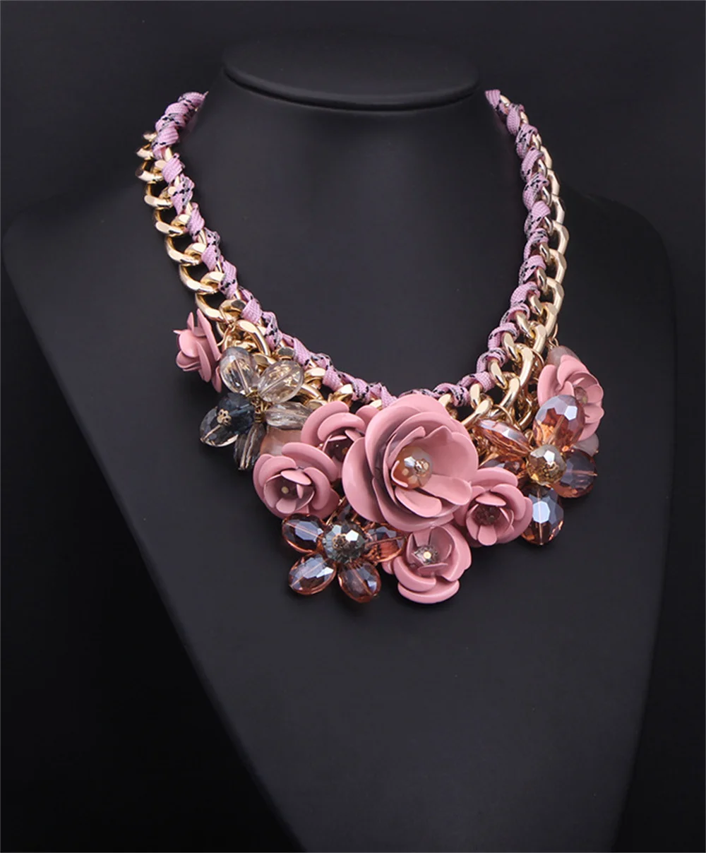 Charming Pink Flower Crystal Handmade Choker Necklace Woman\'s Exaggerated Jewelry Trendy Bridal Birthday Banquet Accessories