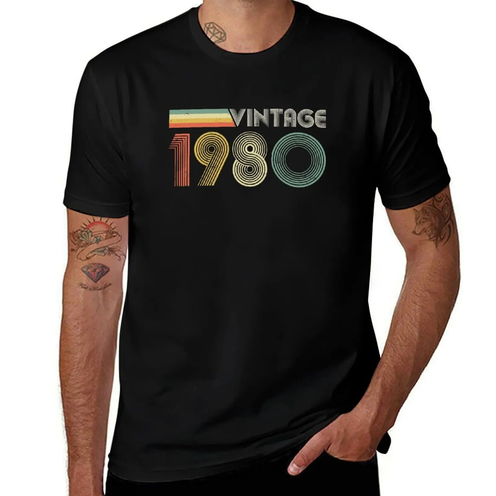 

Vintage 1980, 44th Birthday Gift T-Shirt Casual Daily Wear Short Sleeve Top