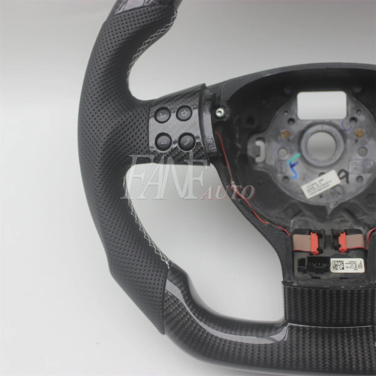 White Real Carbon Fiber Steering Wheel with Leather for VW Volkswagen Jetta Mk5 Golf 5 GTI R32 EOS Passat B6 Bora Caddy