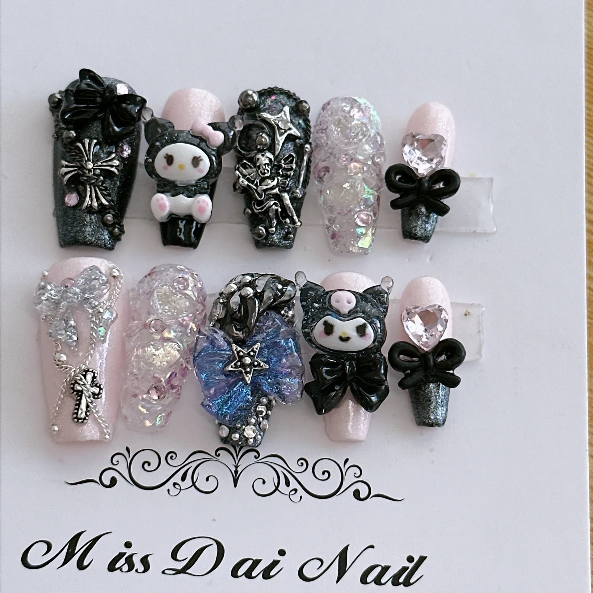 Y2K Sanrios Kuromi Wearing Armor Hello Kitty Cinnamoroll Melody Anime Cartoon Pochacco Detachable Repeatable Charm False Nail