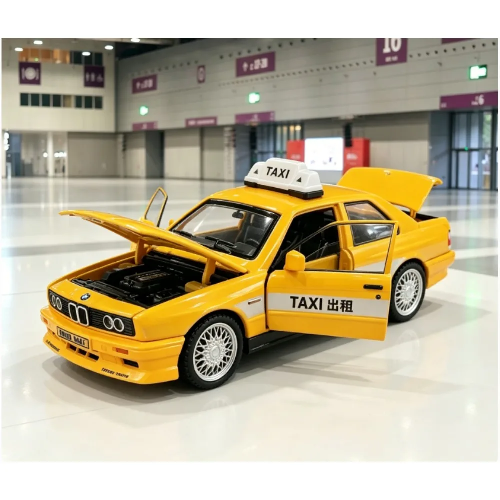 

1:32 BMW M3 Retro Sports Car Model with Sound & Light, 15CM Toy - New Cross-Border Style for Amazon
