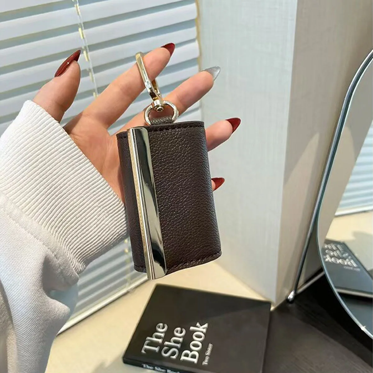 Reusable Mini Keychain Tote Bag Lightweight Large Capacity Foldable Shopping Bag Key Ring Eco-Friendly Expandable Reusable Bag