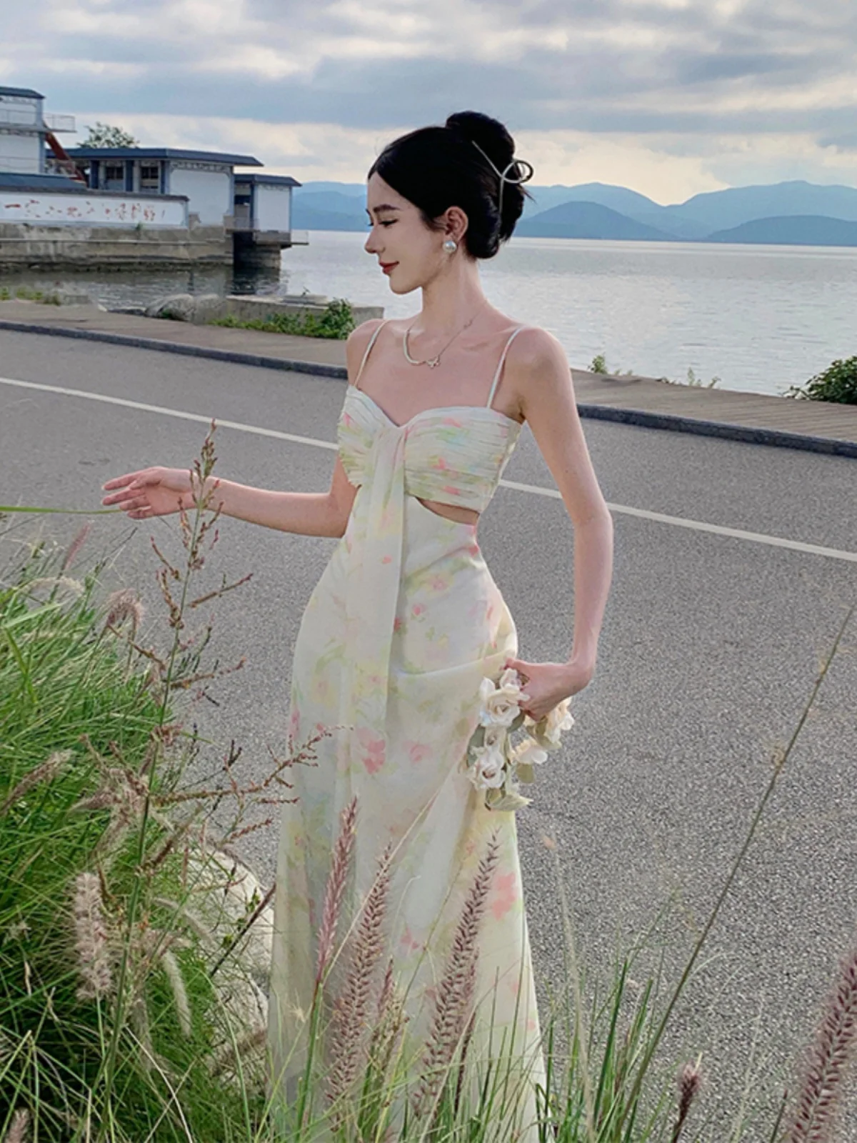 

2025 New Summer and Autumn Elegant Lace Up Printed Long Skirt for Women's Fashion Slimming Evening Dress Long Skirt W20