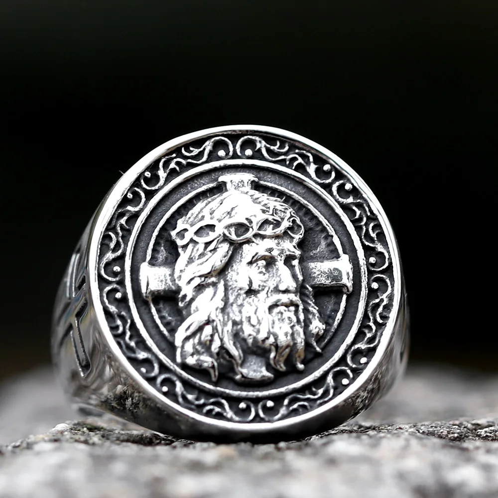 2022 new Retro Personality Domineering Men's Punk Ring European and American Fashion Creative Jesus Cross Ring Jewelry