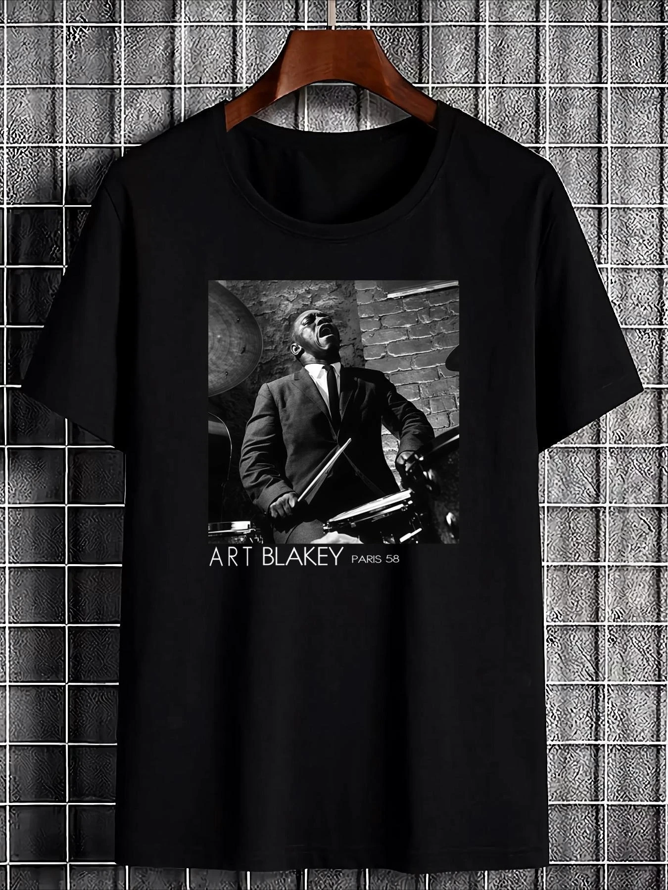 Men's and Women's Art Blakey Jazz T-Shirt – Unisex Casual Crew-Neck Short-Sleeve Tee Featuring Jazz Drummer Graphic