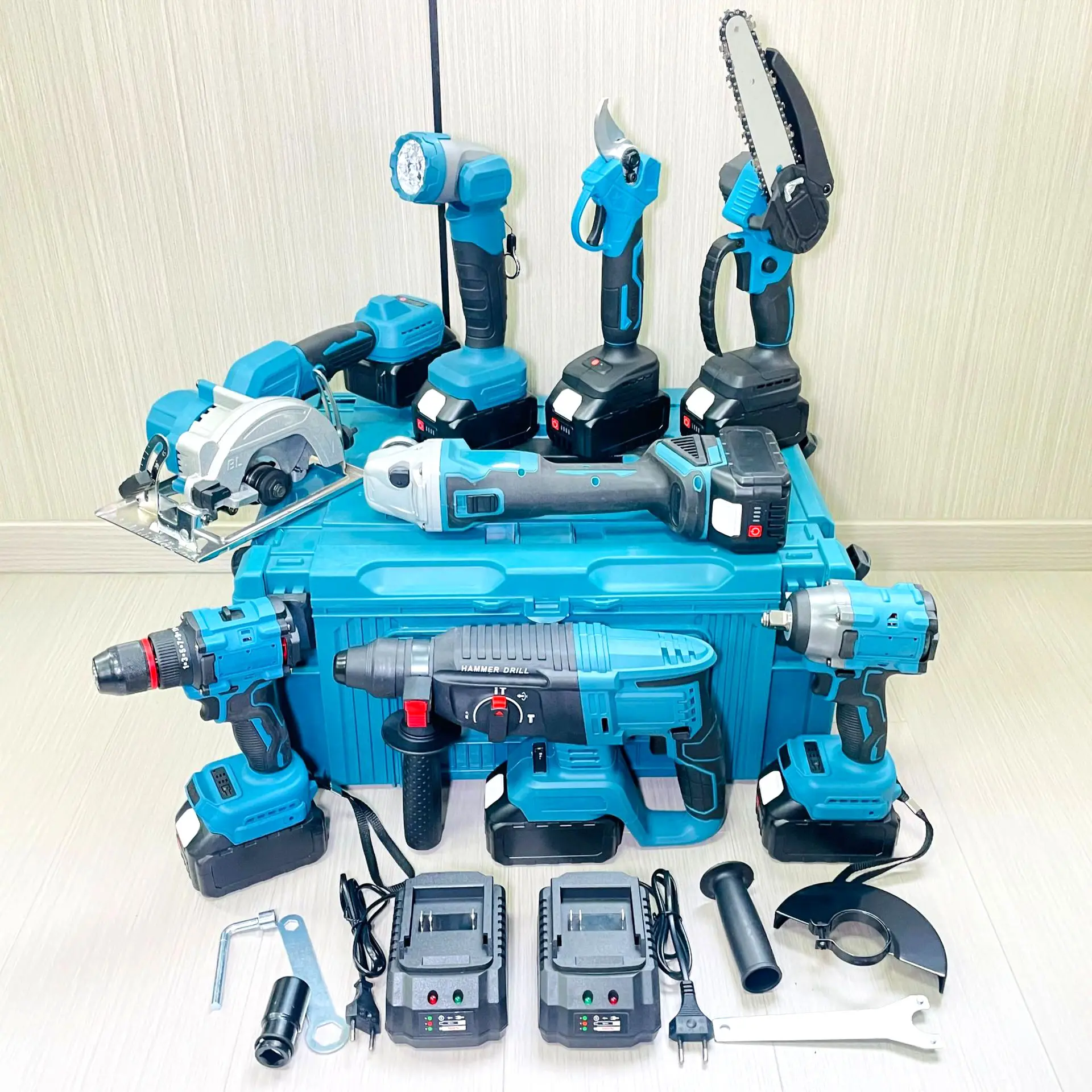 Conjunto de Ferramentas Elétricas com 8 Peças: Furadeira de Impacto, Esmerilhadeira Angular Sem Escovas, Chave de Impacto Sem Fio, Serra de Poda Portá