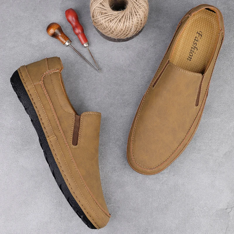 عالية الجودة رجل أحذية مشي فاخر الرجال حذاء كاجوال جلد حذاء رجالي اليدوية الشقق الانزلاق على الشقق رجالي الانزلاق على Mocasines