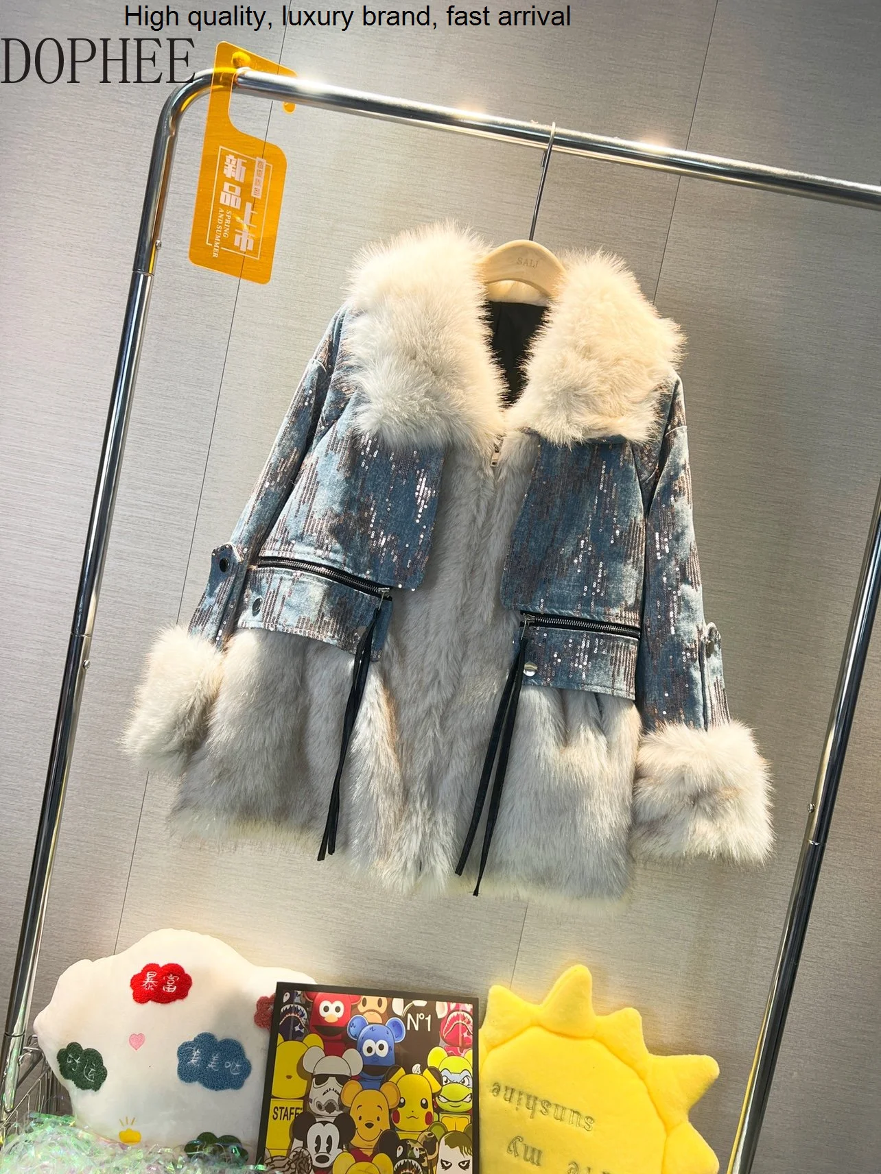 

Winter 2023 New Fashion Patchwork Fur Coat Sequins Trendy Long Sleeve Parkas Imitation Wool Thicken Warm Waddedn Jackets Women