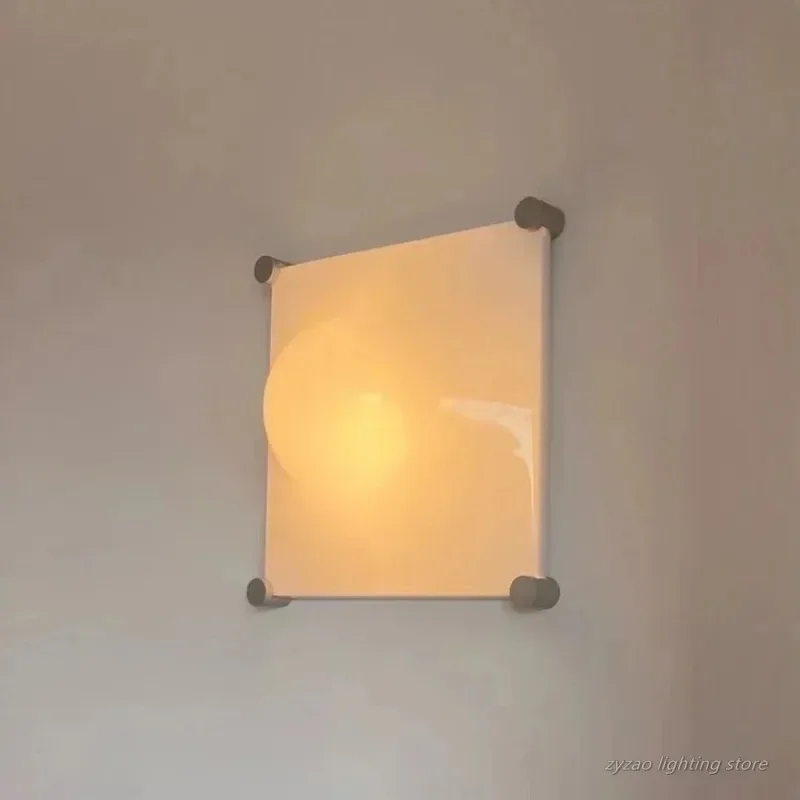 

2025 Новый настенный светильник, белая капля дождя, светодиодный настенный светильник для гостиной, квадратный фон, украшение, атмосфера, диван, боковой потолочный настенный светильник