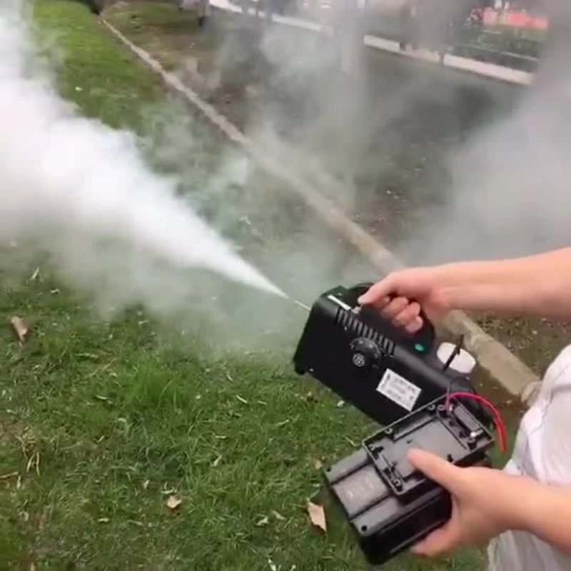 

12 В дымовая машина низкого напряжения, автомобильный опрыскиватель для уличной фотографии дымовая машина мобильная дымовая машина без батареи