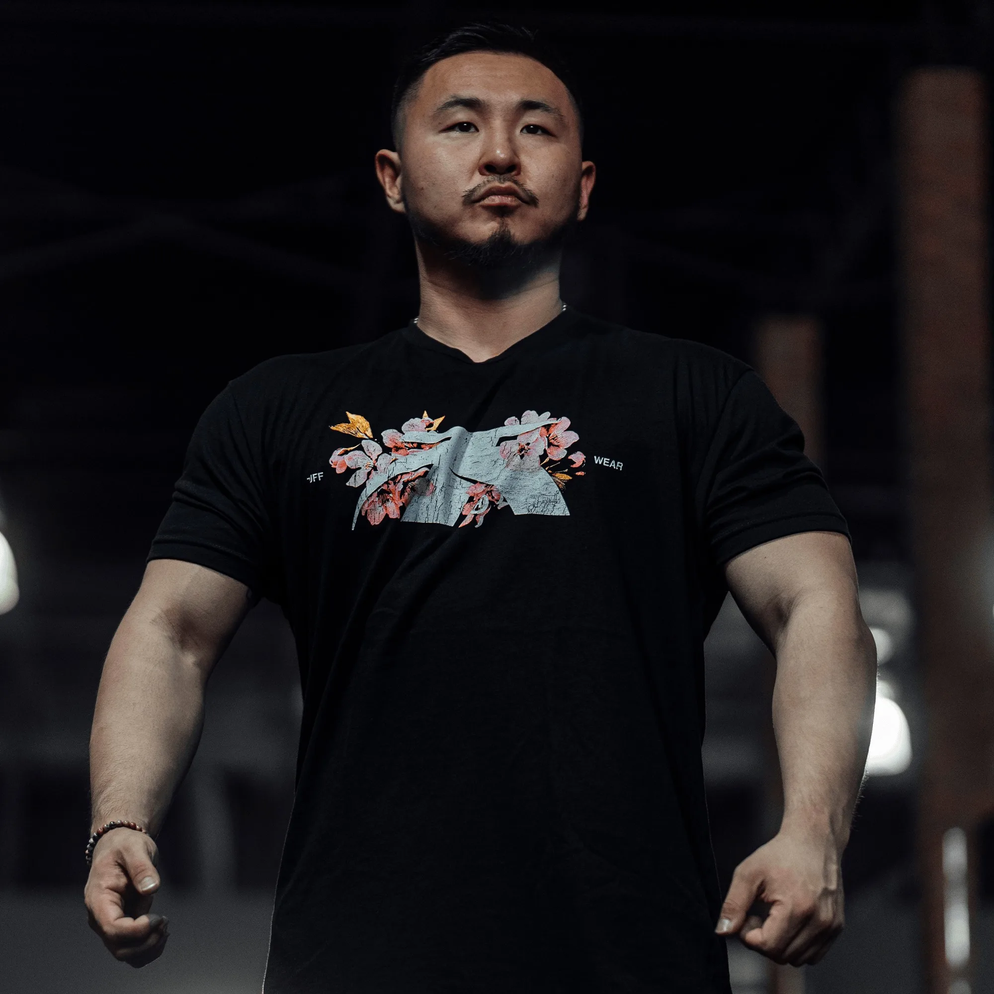 Sakura Legacy Tee – Strength Meets Elegance GYM Daily Fitness Can Wear Cotton T-shirt To Absorb Sweat and Breathe
