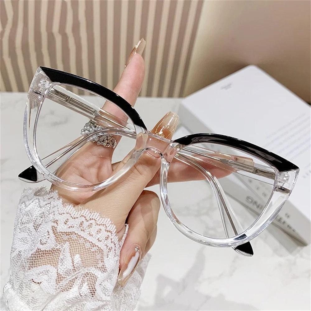 Chic Cat-Eye Blue Light Blocking Glasses, Retro Tortoiseshell Design, Full-Rim PC Frame, Fashionable Computer Eyewear for Women