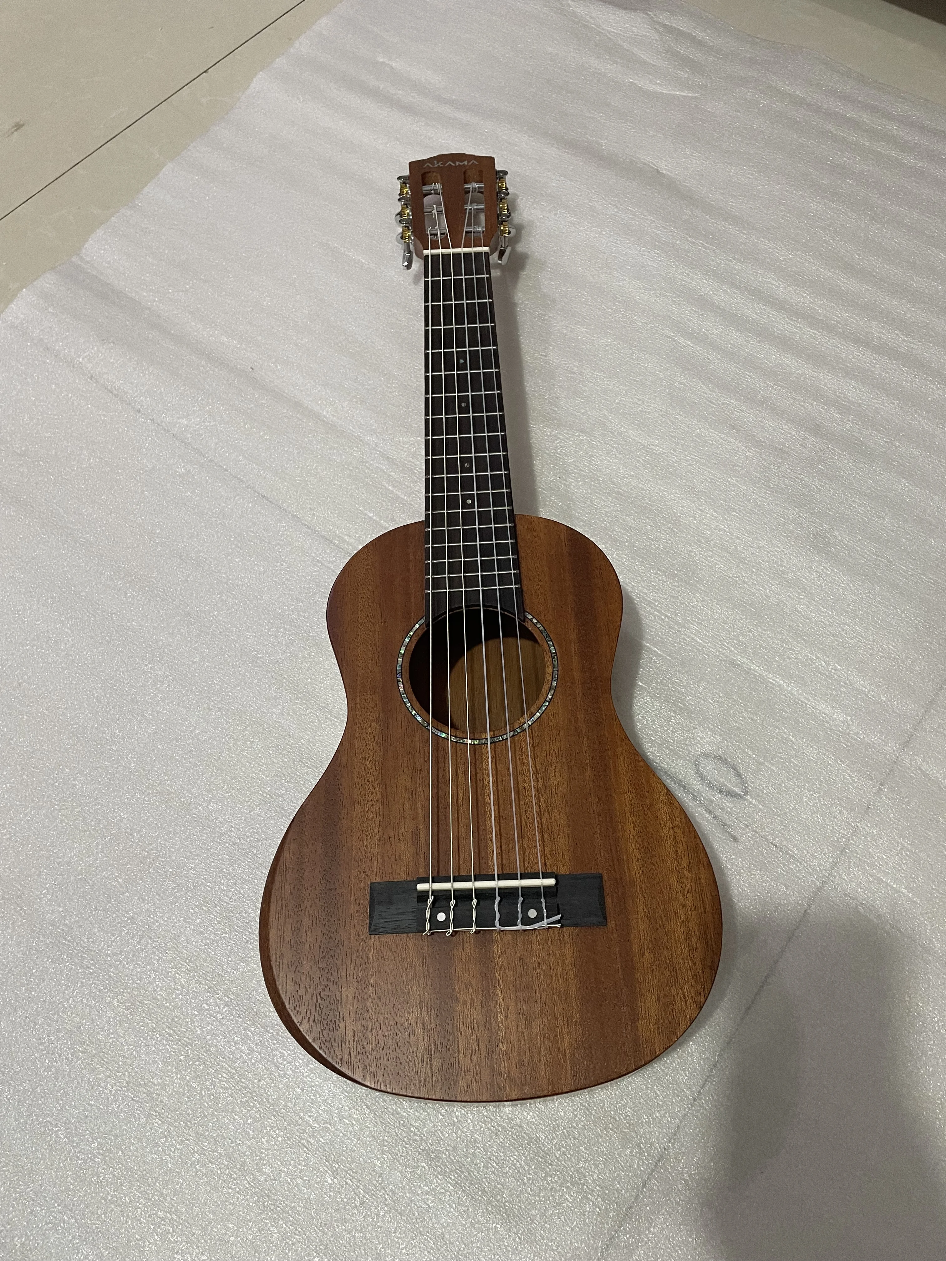 

Handmade All Solid Wood Ukulele for Beginners to Practice, 4 Strings, Professional String Instrument, 23 Inches