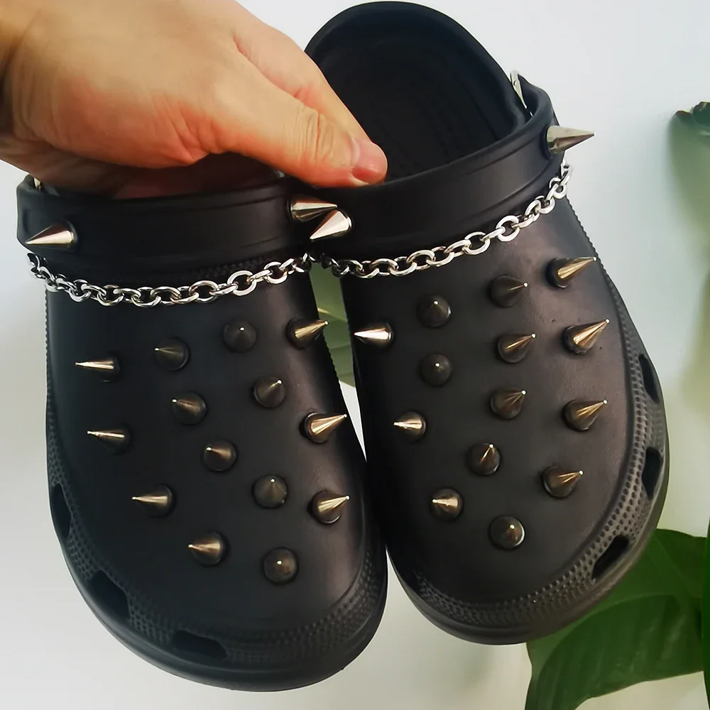 

New Hot Charms for Crocs Cool Rivet Chain Set Ins Popular Cool Accessories Luxury Adornment for Clogs Sandals Trendy Decoration