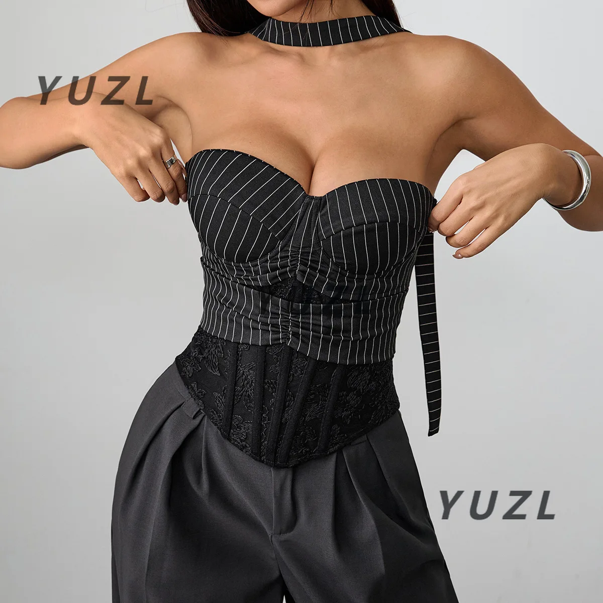 

2025 new model 2025 summer new product office commuter style striped splicing lace model thin backless tube top 71126