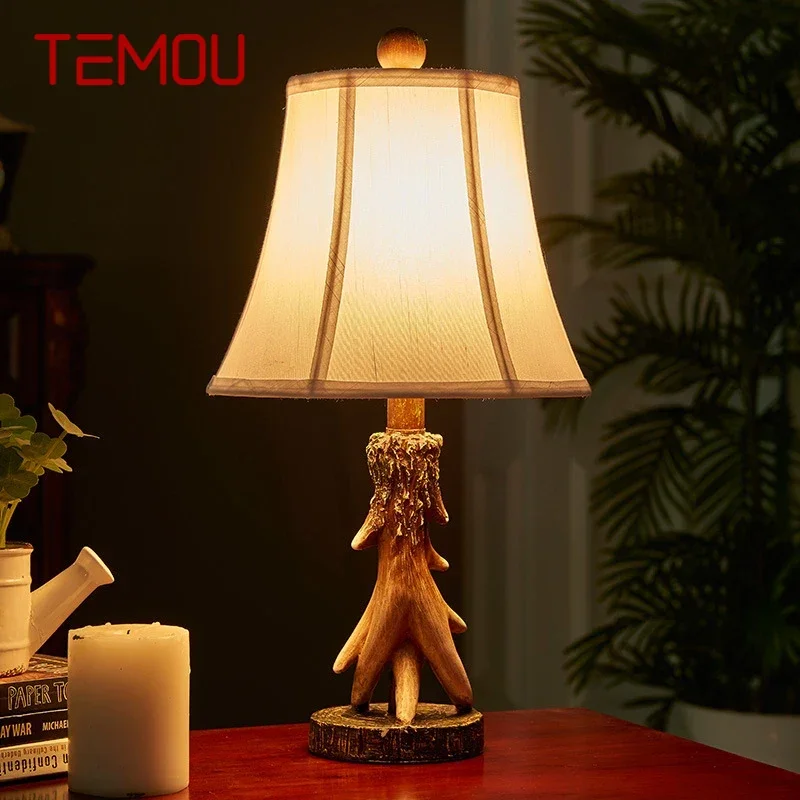 

TEMOU Nordic Deer Horn Table Lamp American Retro LED Bedroom Bedside Lamp Personalized and Creative Decorative Desk Ligh