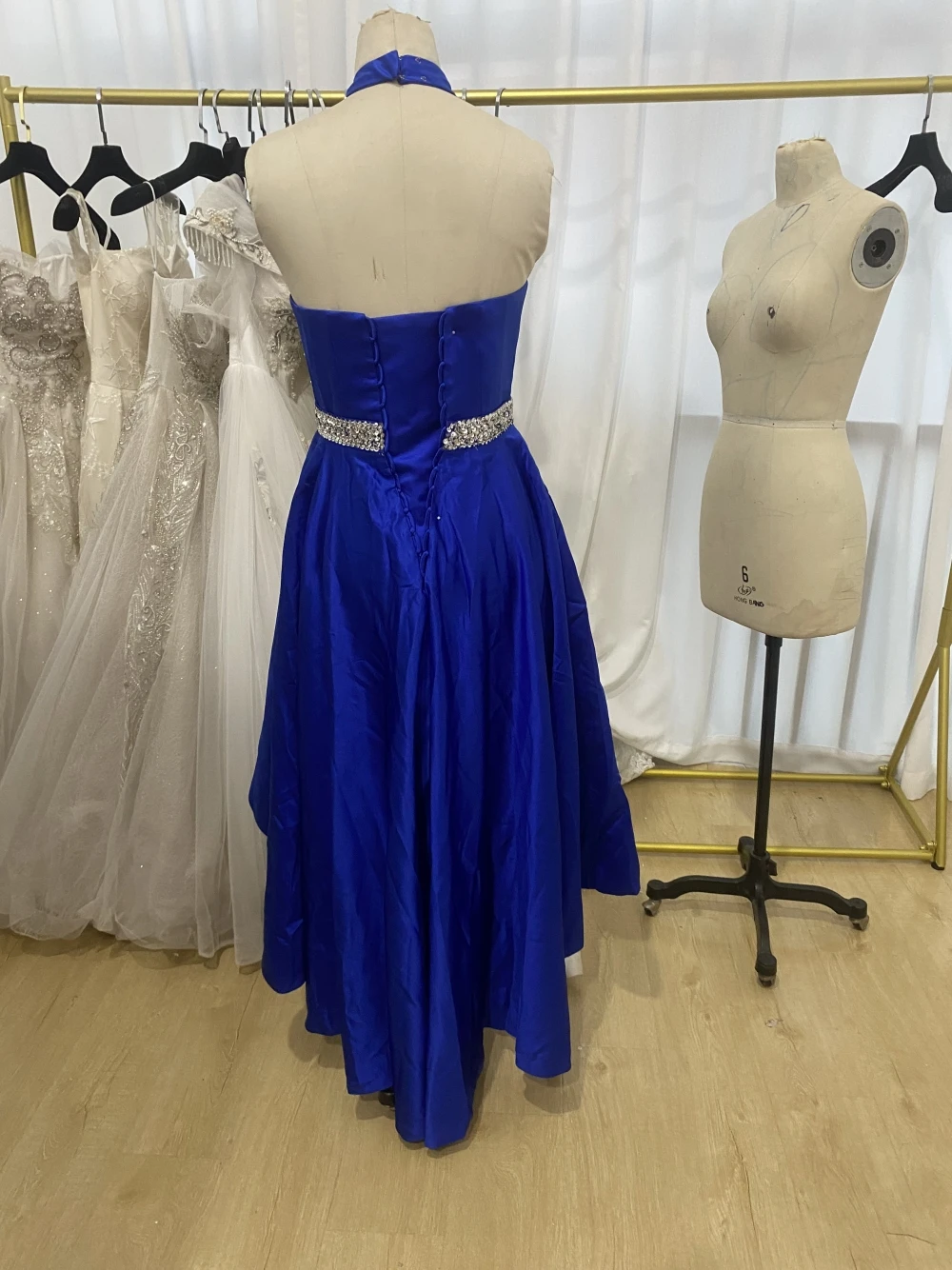 CloverBridal-vestido de fiesta de boda azul Real con cuello Halter, vestido de novia alto-bajo con cuentas y lentejuelas, tallas 16, 2497104