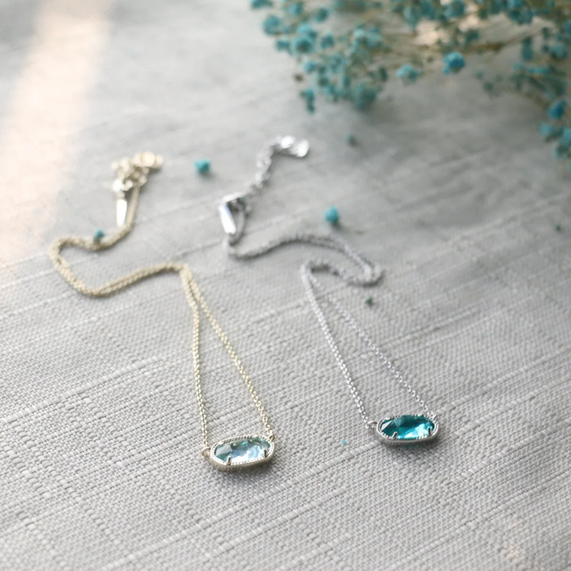 

K temperament Elisa fashion oval geometric transparent ocean blue glass necklace women's jewelry fashion collarbone chain