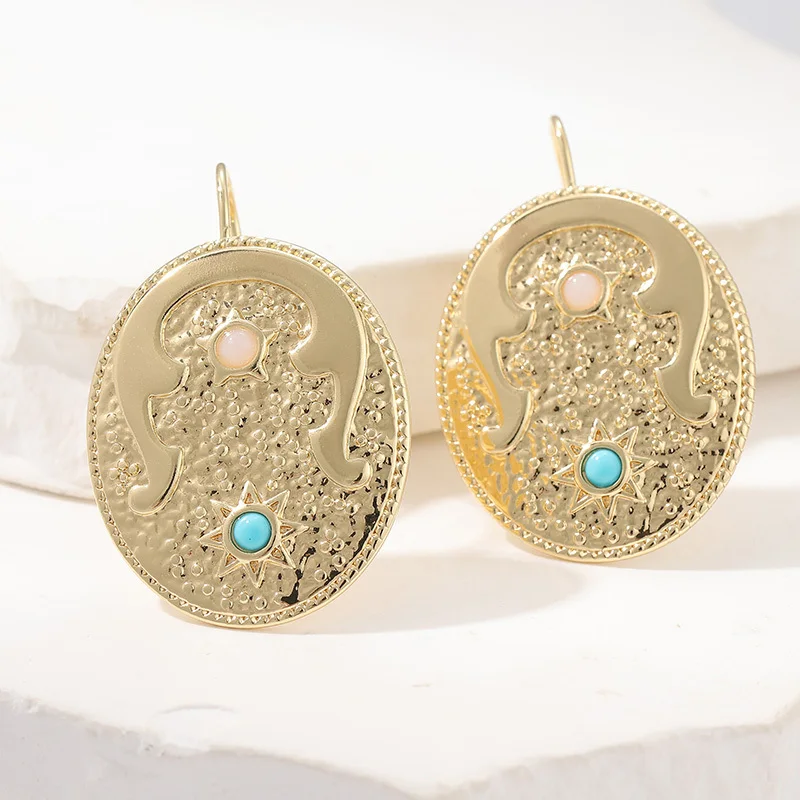 Vintage Court Gold Color Ornate Earrings Women's Creative Ethnic Style Imitation Turquoise Earrings Party Banquet Jewelry