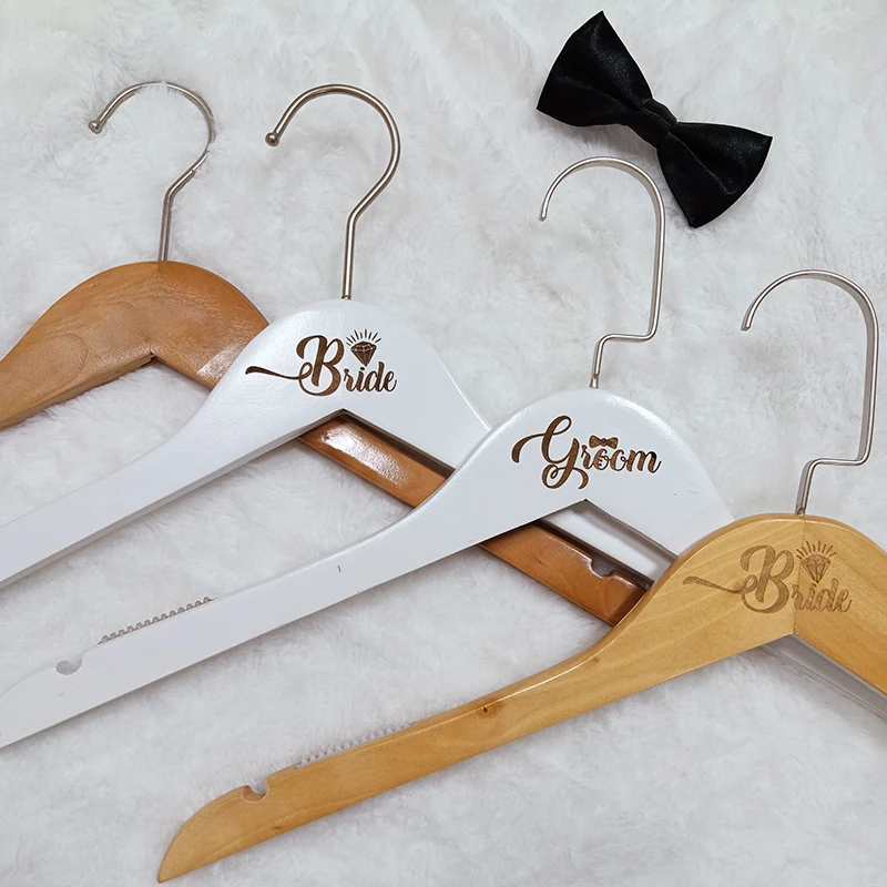 Custom Dress Hanger, Bridesmaid Gifts, Wedding White Hanger, Personalized Bridal Wedding Clothes Hanger, Wedding Favor Gift