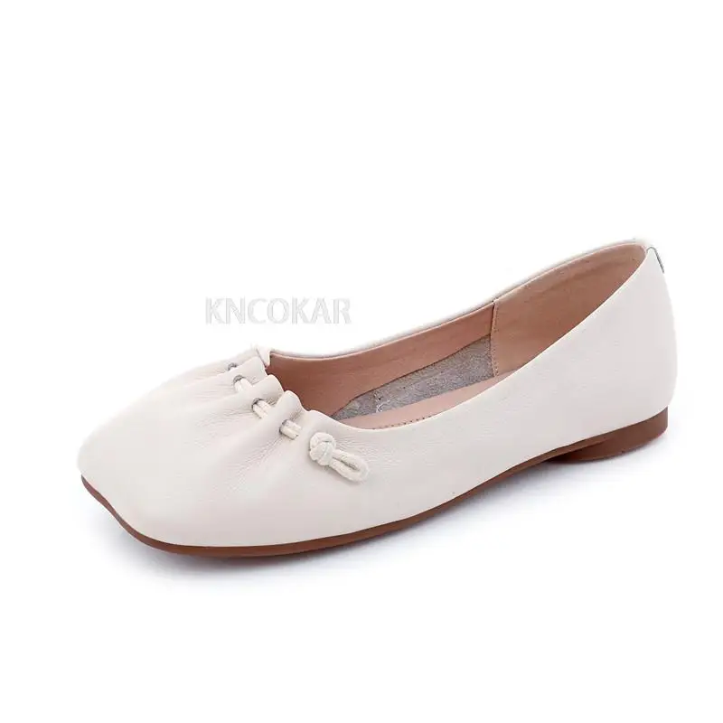 2025 leather retro women's shoes sheepskin soft bottom soft surface small leather shoes grandma shoes large size flat women's