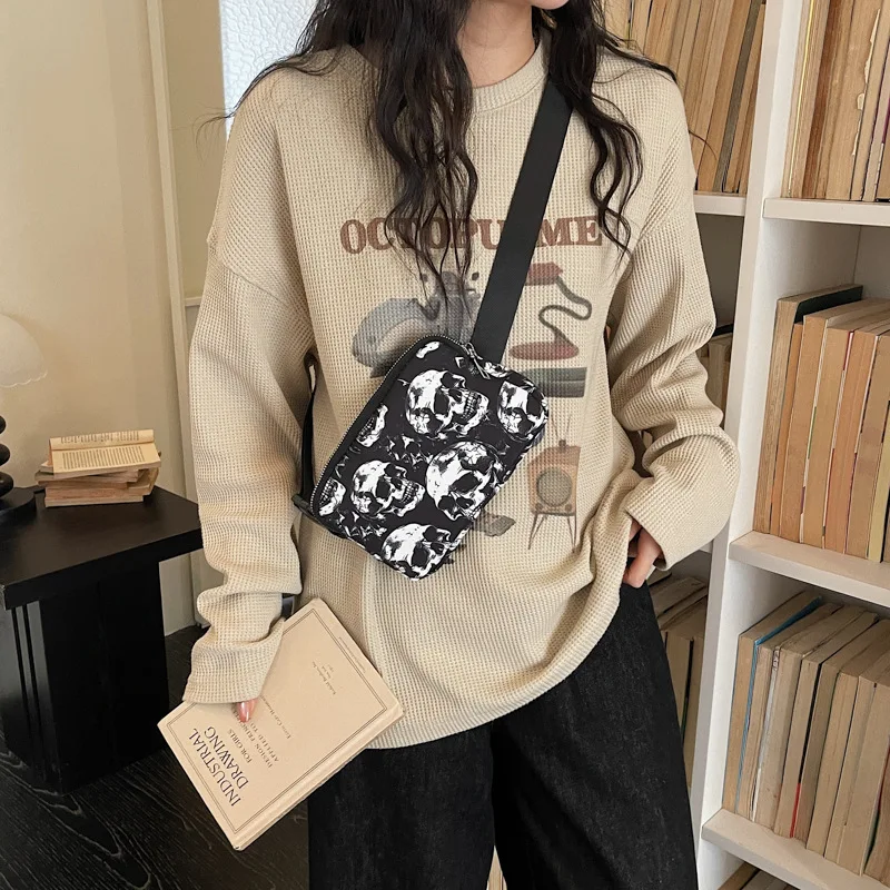 1PCS Single Shoulder Crossbody Bag Fabric Material Single Shoulder Crossbody Bag Stylish Skull Pattern Fabric Small Crossbody