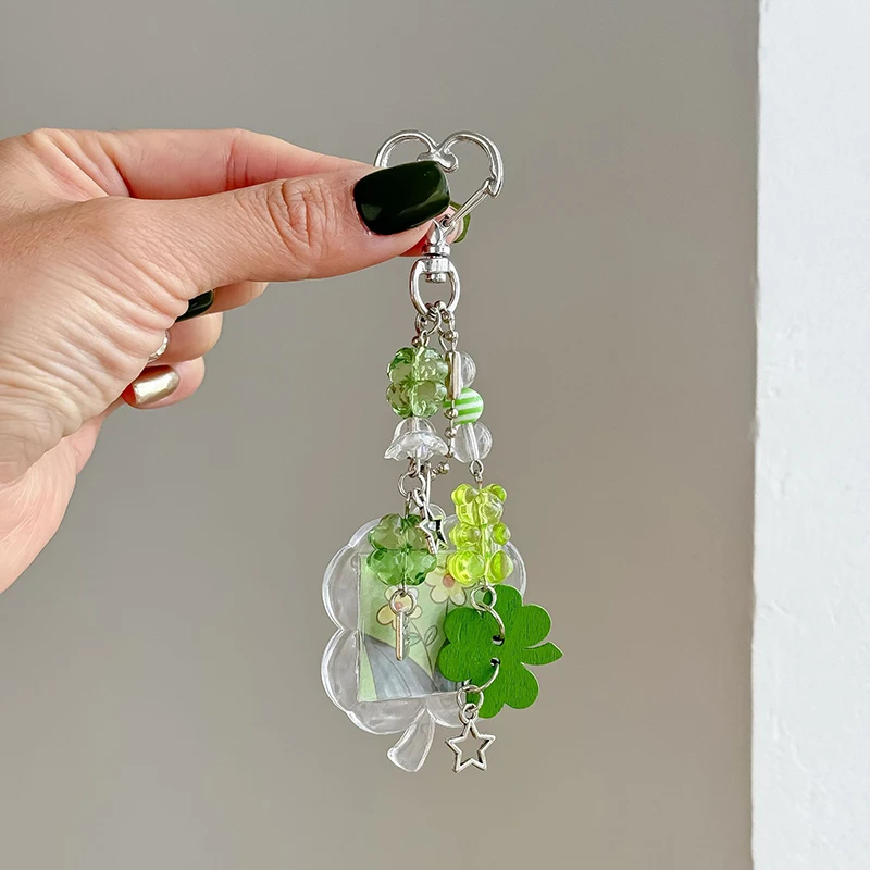 الإبداعية ورقة البرسيم مع إطار الصورة المفاتيح حقيبة سحر Y2K الأزياء الهاتف الخليوي قلادة هدية ظهره الديكور