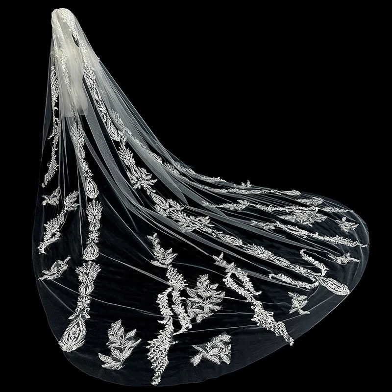 

Glamorous 350cm Ivory Cathedral Wedding Veils Lace Beads Bridal Veil with Comb Wedding Accessories New Arrival Bride Mantilla