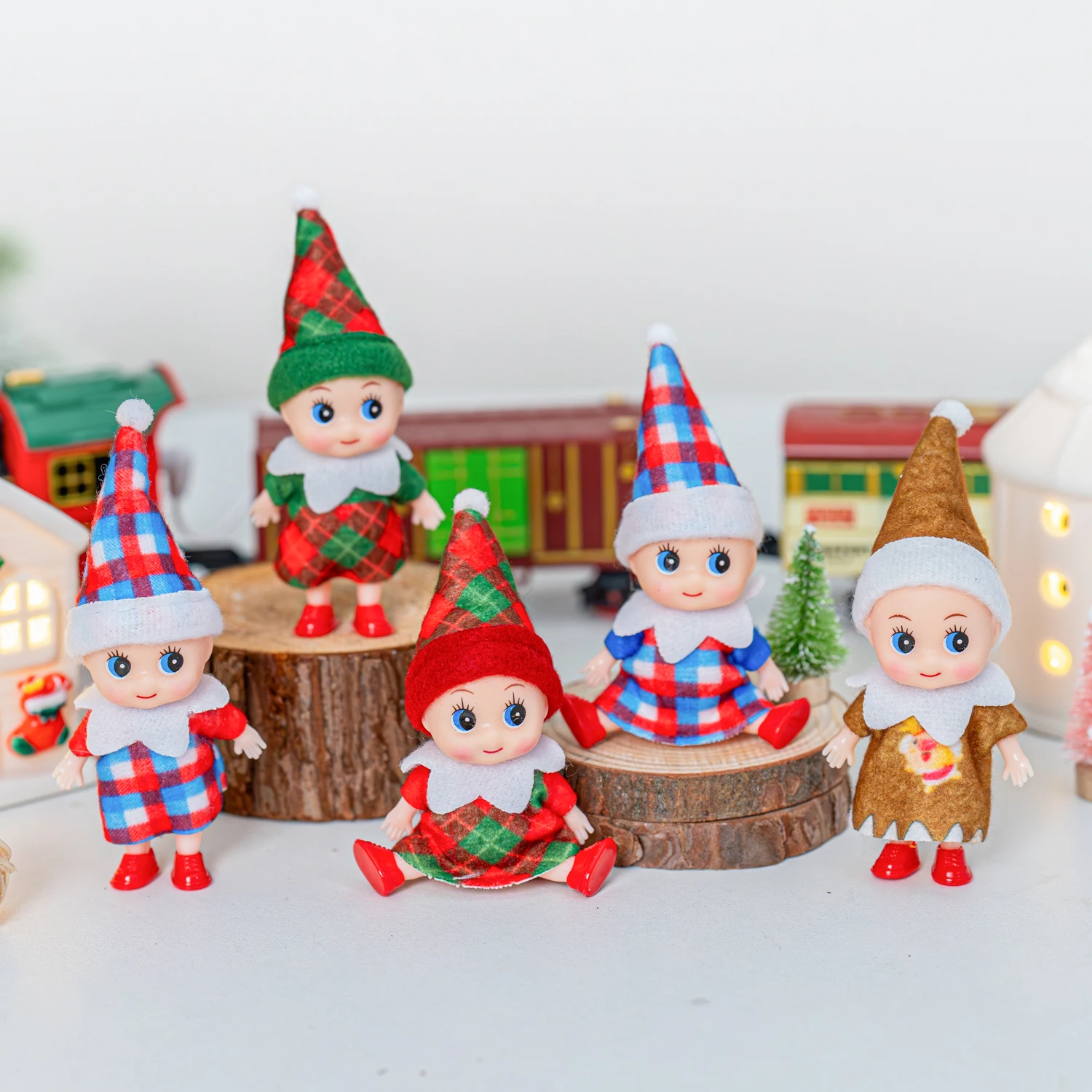 4/5/6 قطعة طفل صغير قزم عيد الميلاد دمية صغيرة مصغرة منقوشة اكسسوارات الأخضر والأحمر مناسبة لعيد الميلاد السنة الجديدة ديكور هدية