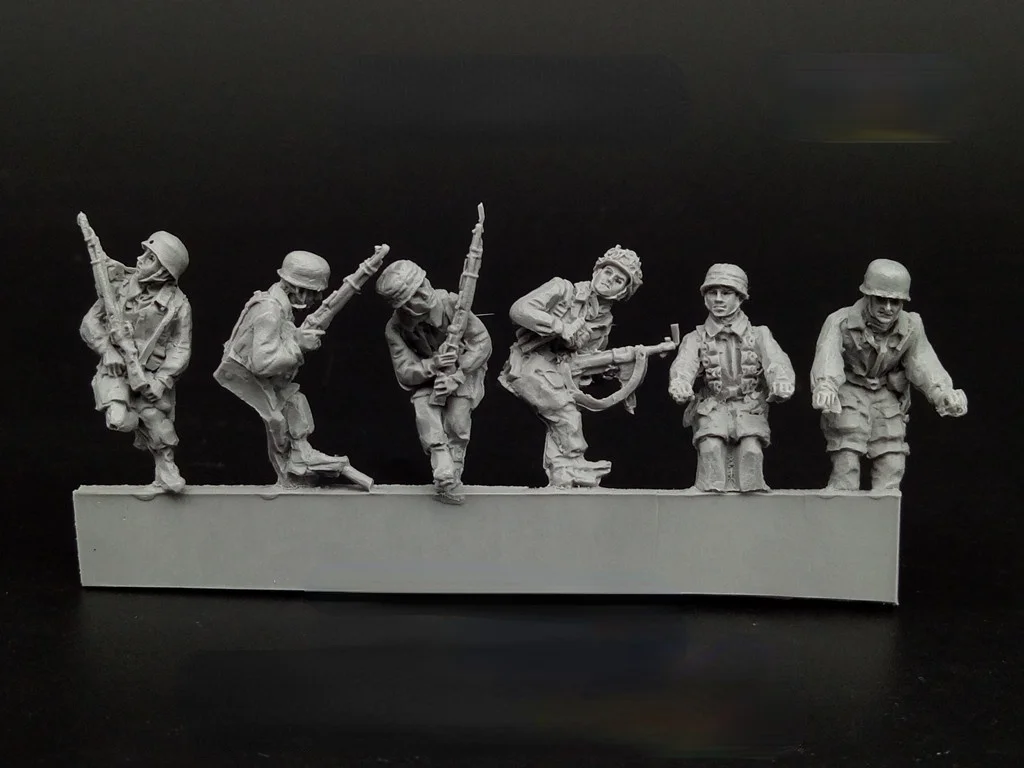 

1/72 Scale Die-cast Resin Figure Paratrooper Model Assembly Kit Unpainted Free Shipping (no Motorcycle)