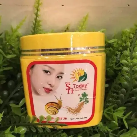 

Vietnamese Body lotion spf32 kem dung trang da toan than 80g