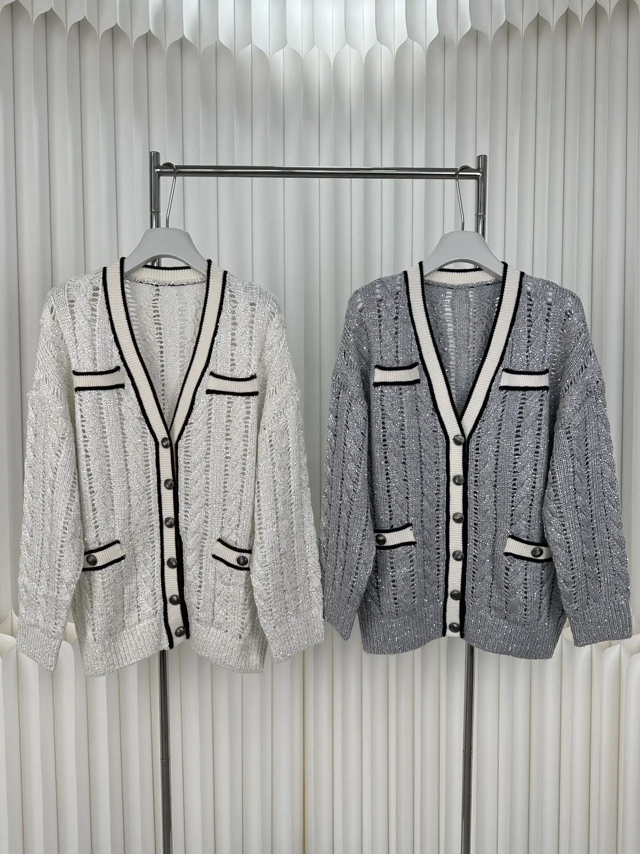 Elegant Glitter Hollow‑Knitted Cardigan Women V‑Neck Black‑White Trim Pocket Detail Button‑Front Outerwear