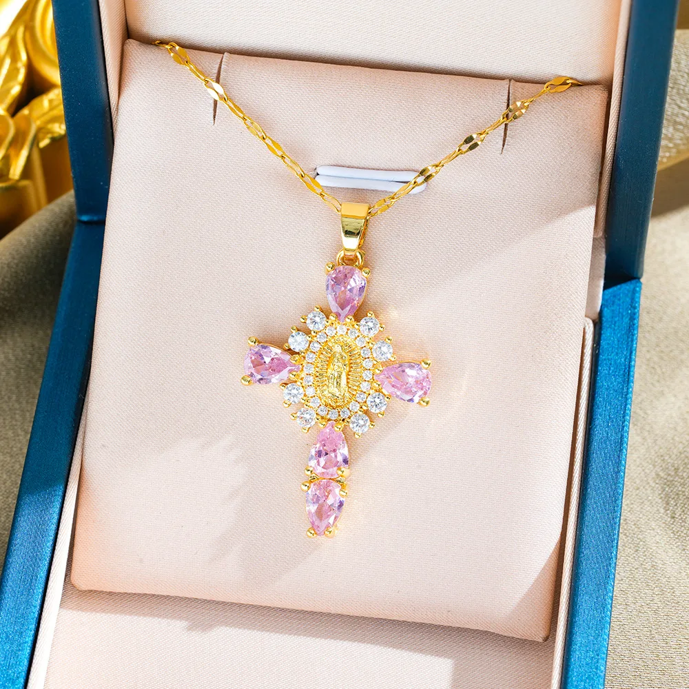 قلادة جديدة لعام 2025 على شكل أم مقدس على شكل متقاطع، سلسلة شفاه من الزركون عصرية ومتعددة الاستخدامات للنساء