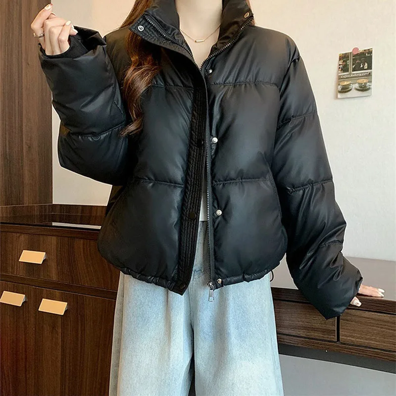 

Пуховая хлопковая куртка, хлопковое пальто для женщин, новинка 2023 года, зимнее короткое пальто из искусственной кожи, толстое ветрозащитное и теплое пальто, парки, женское пальто