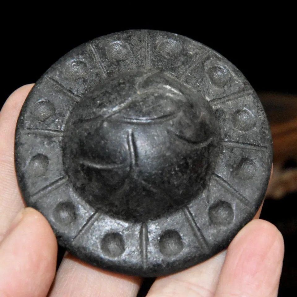 Hongshan Culture Meteorite Magnetite UFO Alien Collectible Carving