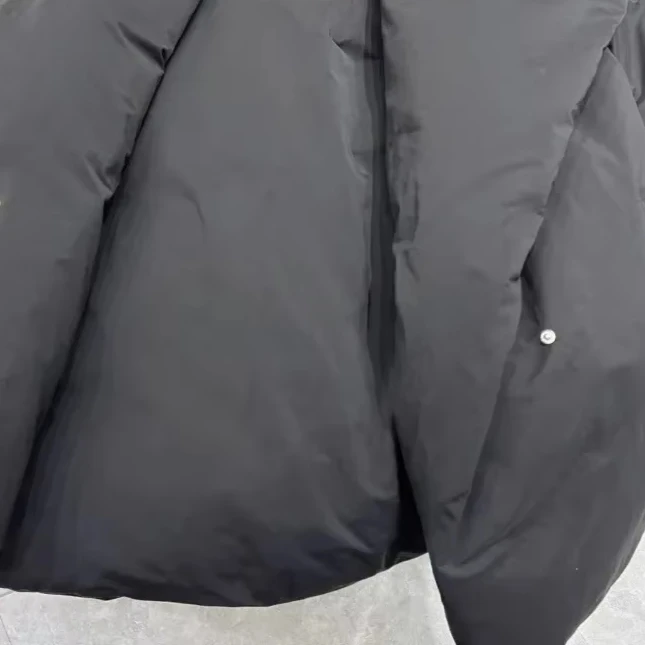 Piumino invernale spesso con bottoni nascosti Piumino caldo e sciolto per donna