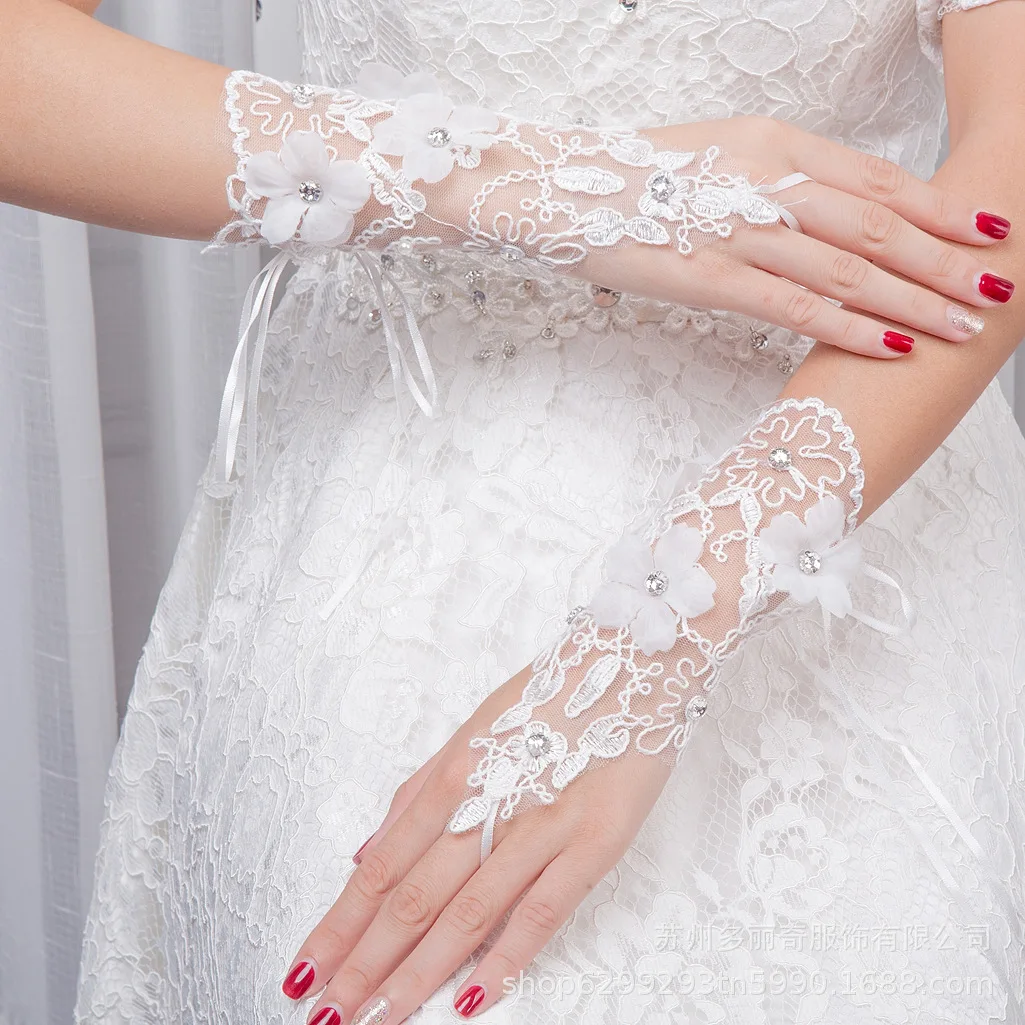 Bridal Wedding Gloves Lace Open Hand Back Hook Finger Flower Diamond Wedding Gloves