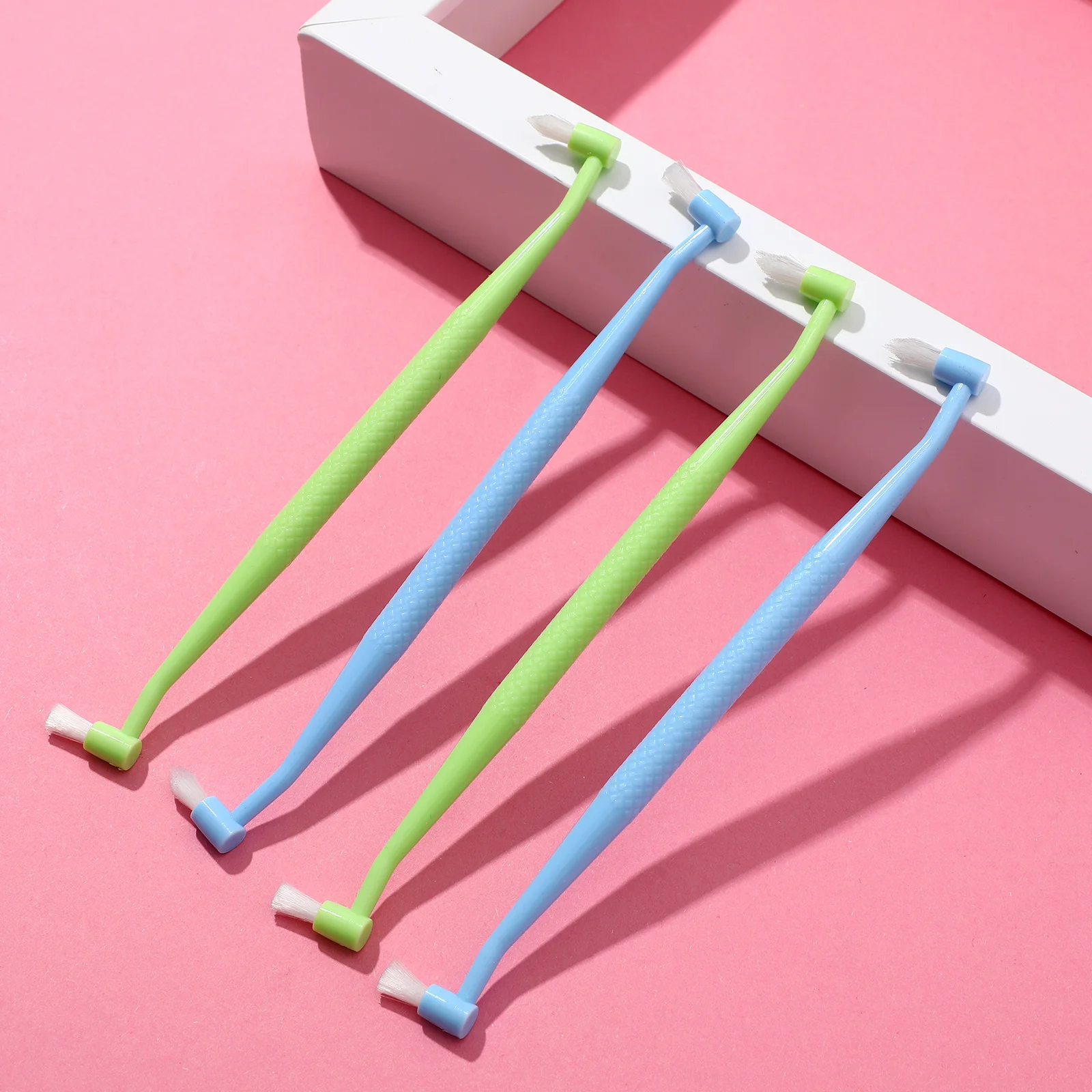 8Pcs Dual End Toothbrush Soft Bristle Orthodontic Toothbrush for Braces Interspace Teeth Cleaning Tool Interspace Brush