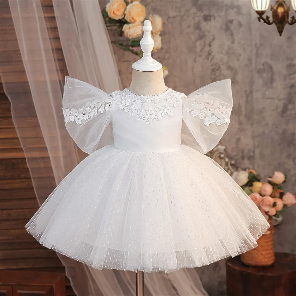 

New Infant Princess White Lace Dress Baby 1st Small Flying Sleeve Mesh Fluffy Dress Toddler Girls Birthday Baptism Costume ASQ03