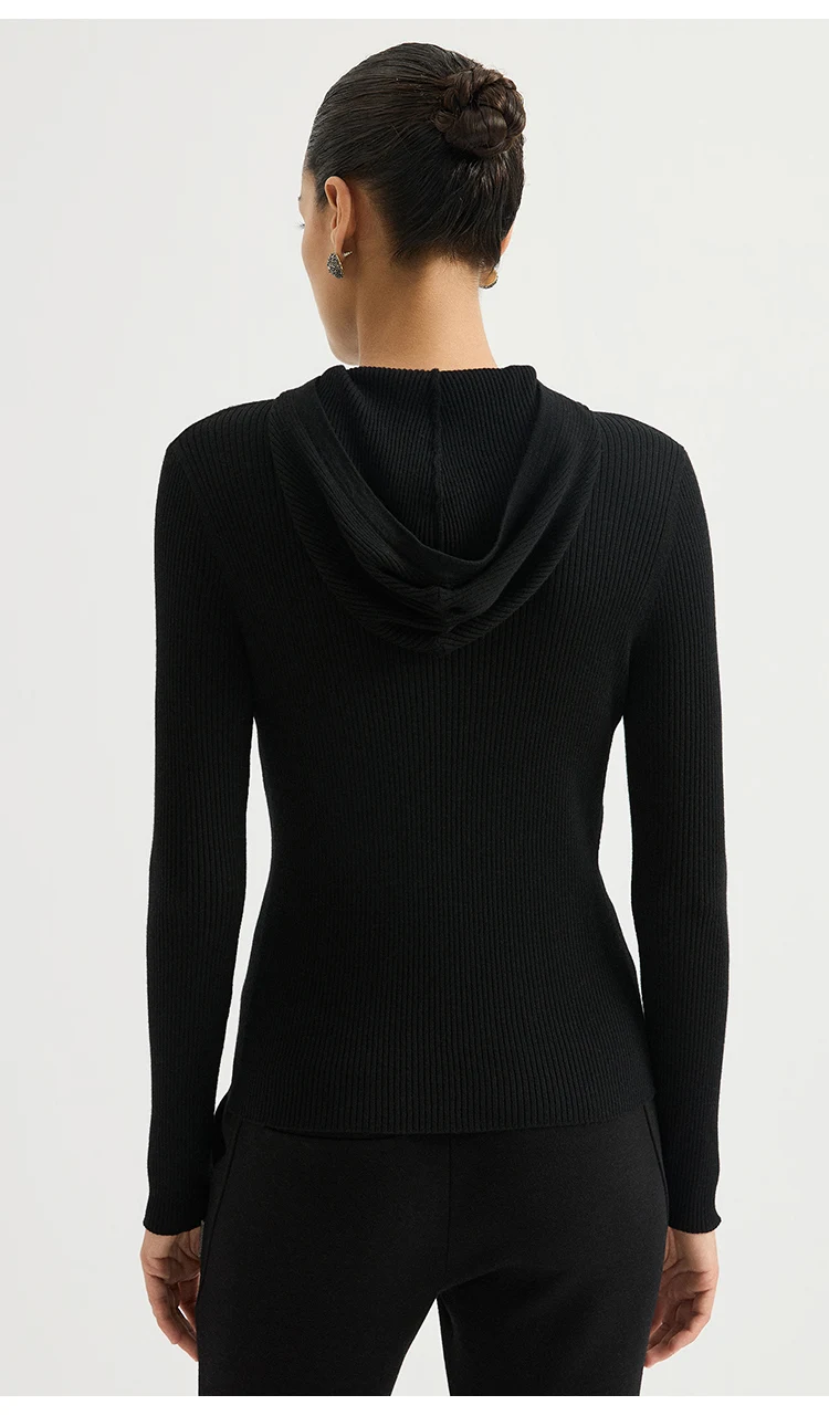 BY4621718 Damen-Kapuzenpullover mit halbem Reißverschluss, 100% Wolle, breiter Rippstrick, lange Ärmel, Diamantketten-Emblem, schmale Passform, dezenter Luxus für den Herbst – Detail 11