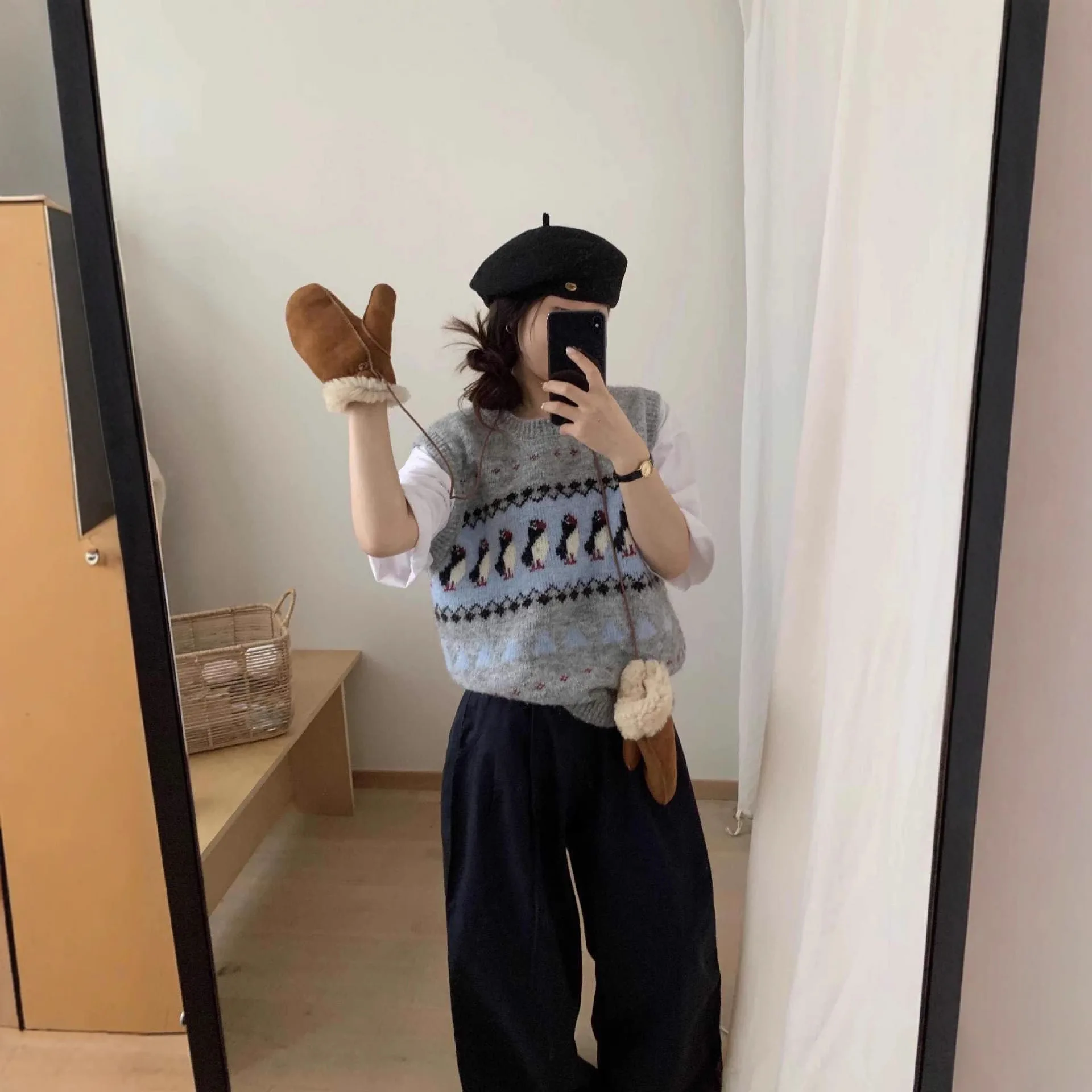 

Women's Loose Lazy Style Long Sleeve round Neck Pullover Knitwear Autumn Winter Retro Cartoon Penguin Knitted Sweater Vest